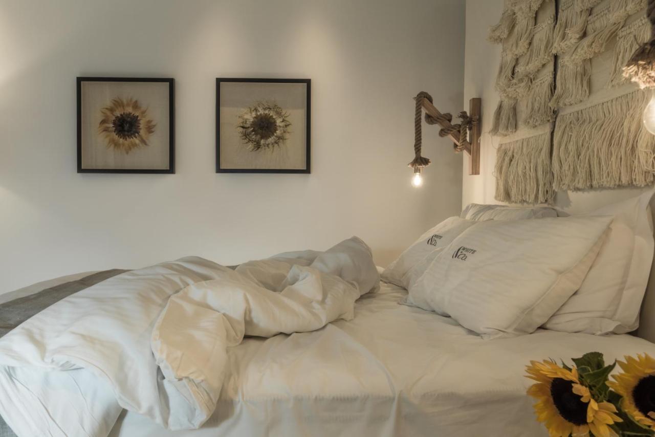 White & Co Santorini Villa Pýrgos Oda fotoğraf